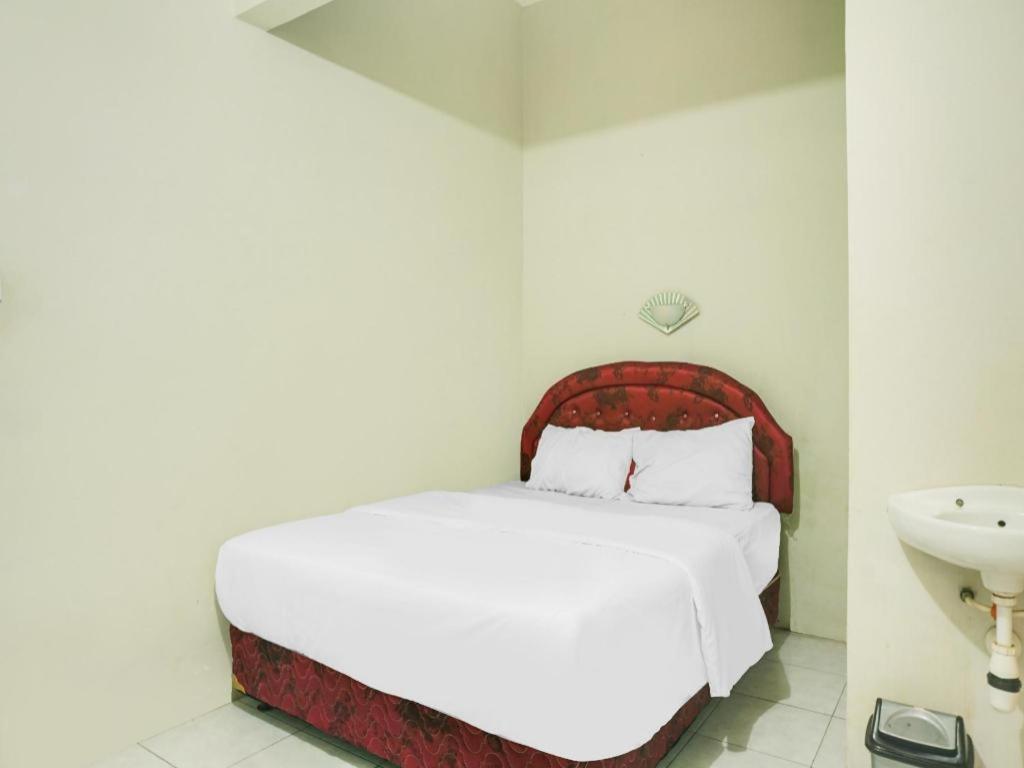 Oyo 2872 Garuda Guest House Banjarmasin  Esterno foto